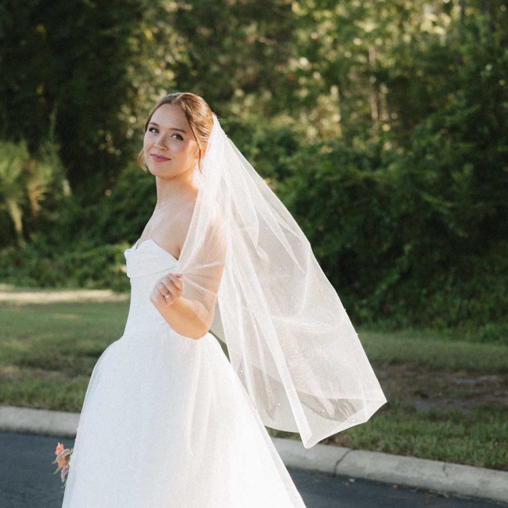 Romantic White Bridal Veil